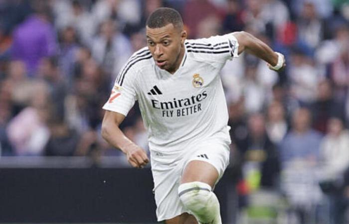 ¿Hacia un cambio de posición para Kylian Mbappé?