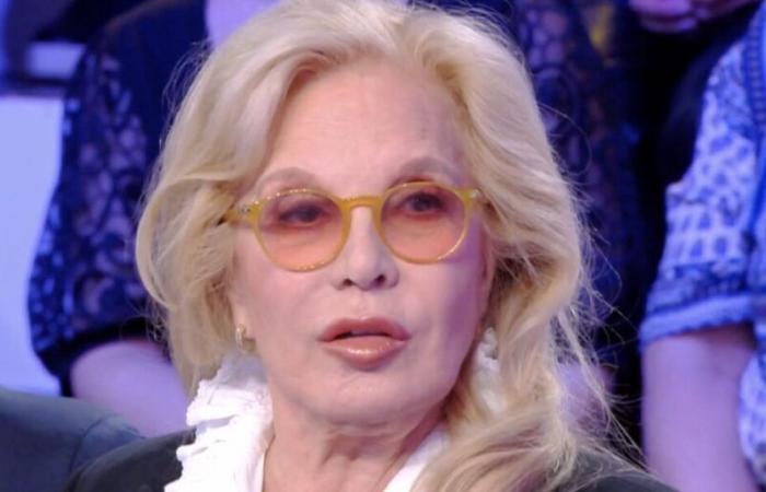 Sylvie Vartan habla del verdadero motivo de su ruptura con Johnny Hallyday en Face à Hanouna (VIDEO)