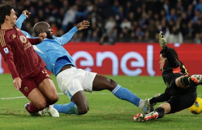 Napoli-Roma 1-0: gol de Lukaku, Conte vuelve primero en la clasificación