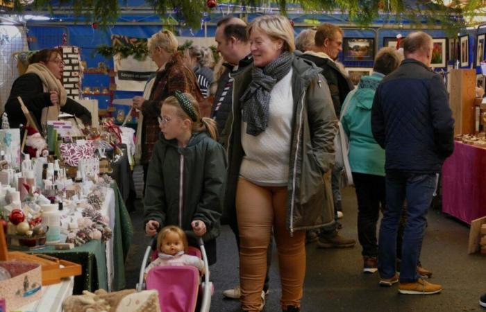 FOTOS. Los tractores iluminados atraen multitudes a este pueblo de Calvados