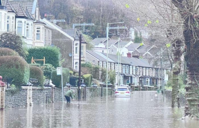 Las últimas inundaciones en el Reino Unido: importantes trastornos en los viajes debido a que la tormenta Bert deja más de 150 advertencias de inundaciones vigentes