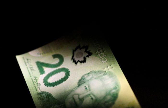 El dólar canadiense se mantiene estable gracias a la subida del mercado de bonos y a la caída del petróleo