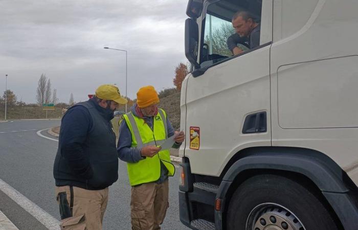 Ira de los agricultores: “Hay que consumir local”, la Coordinación Rural de Lot controla los camiones de carga