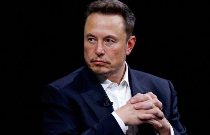 Elon Musk ataca a los aviones de combate “obsoletos” y pide sustituirlos por drones