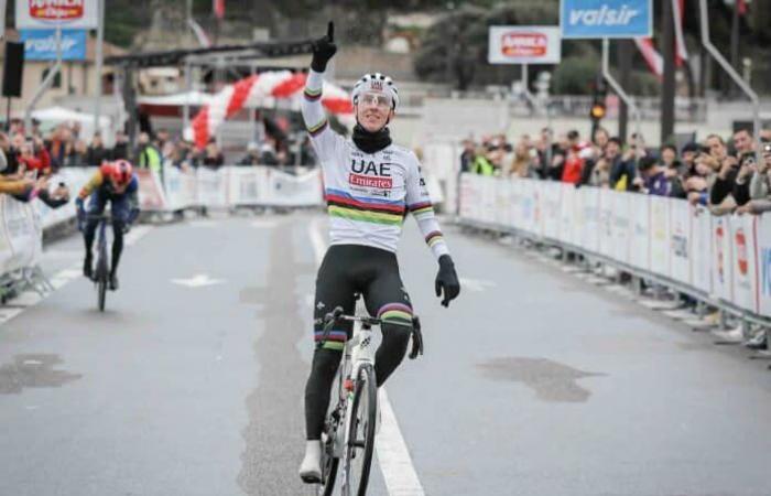 Tadej Pogacar gana en el Critérium Beking Mónaco