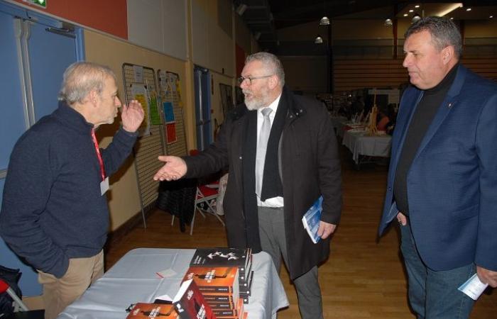 En la Feria del Libro Histórico de Île-de-France en Beaumont