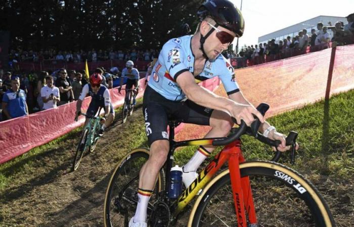 Van Aert y van der Poel ausentes, el belga Iserbyt gana la primera ronda del Mundial