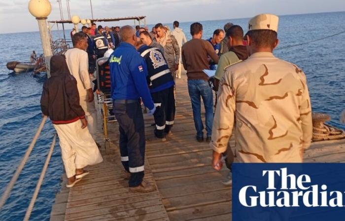 Diecisiete desaparecidos tras el naufragio de un barco turístico en el Mar Rojo | Egipto