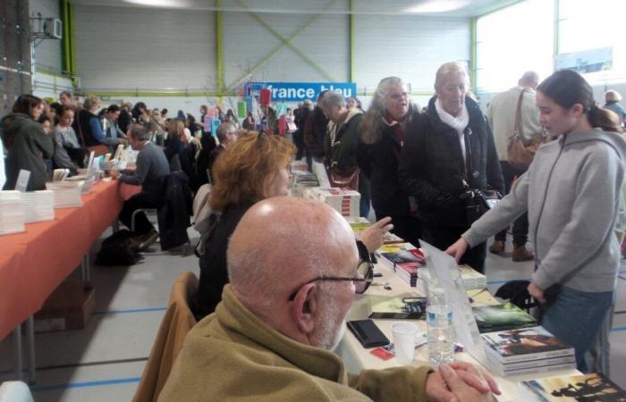 En imágenes. En Elbeuf, un nuevo éxito de la quinta Feria del Libro