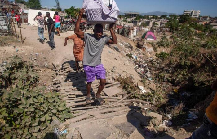 Más de 40.000 desplazados en Puerto Príncipe en diez días