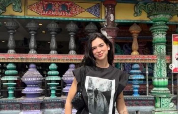 ‘¡Dos noches muy sudorosas!’ Dua Lipa agradece a los fanáticos de KL por el espectáculo consecutivo y comparte fotos de la visita de regreso a Batu Caves