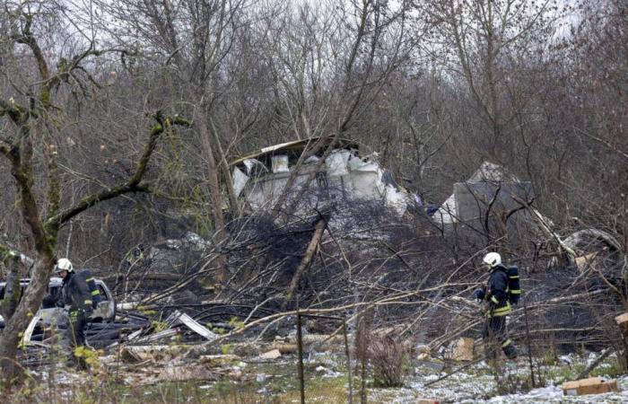 Tras el fatal accidente de un avión de carga en Lituania, se prevé la pista criminal y la intervención externa