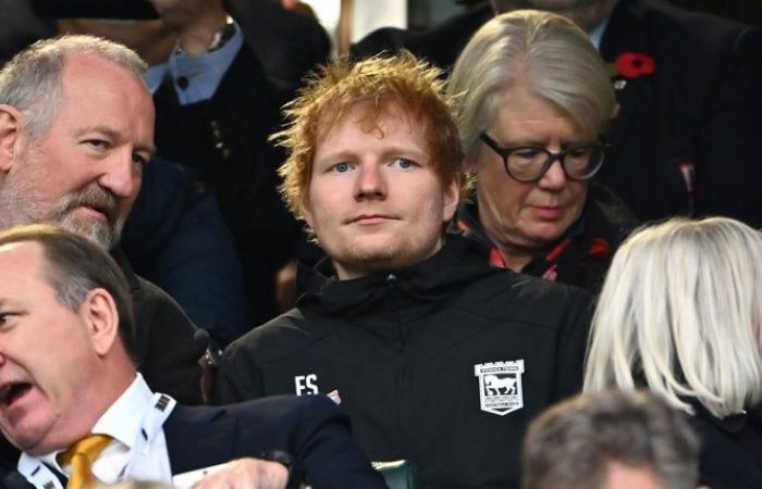 Cuando Ed Sheeran le roba el show a Rúben Amorim en su primer partido