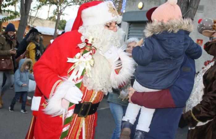 El mercado de Navidad de la ACB cumple 20 años