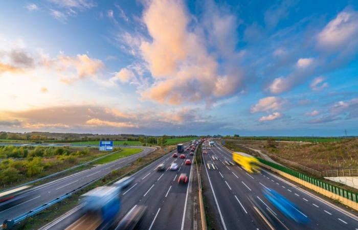 Conducir a 145 km/h por autopista, ¿en qué caso lo tolera Seguridad Vial?