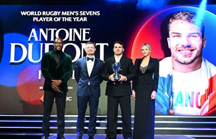 Sofisticada y glamorosa, Charlene de Mónaco causa sensación en los World Rugby Awards