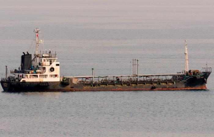 Petróleo: Londres sanciona a 30 barcos adicionales de la “flota fantasma” rusa