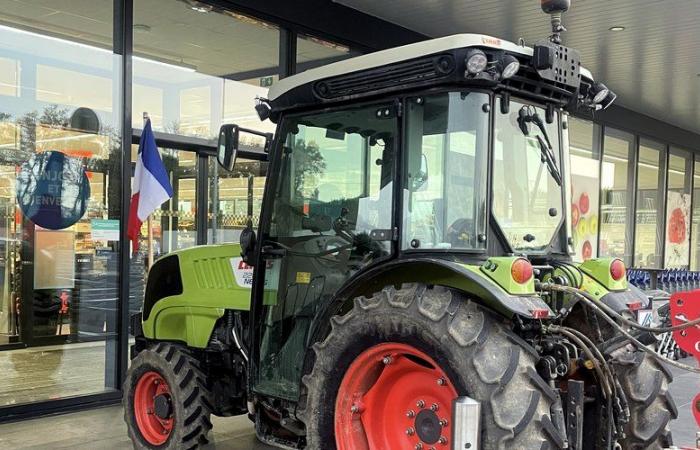 Agricultores enfadados: en Aude, los viticultores atacan un supermercado que promocionaba “demasiado” los vinos españoles