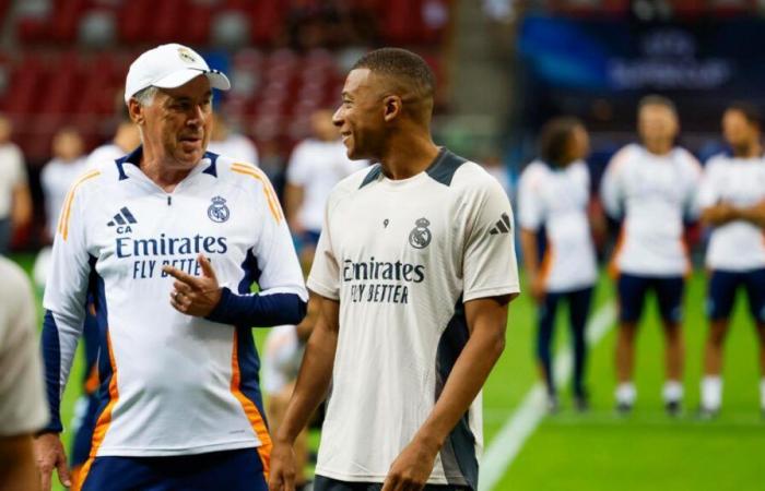 Ancelotti explica por qué Mbappé jugaba por la izquierda