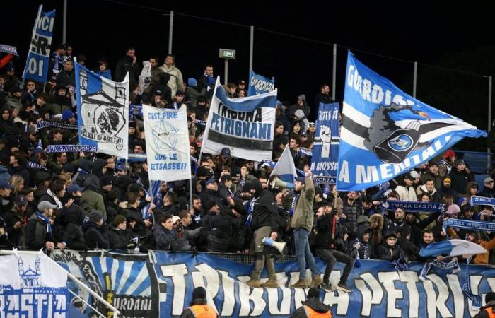 Tras el lanzamiento de proyectil durante el partido Bastia-Lorient, la ira del sindicato de árbitros de élite