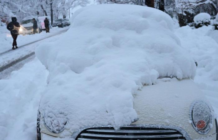 Advertencias de clima invernal en 13 estados: 6 pies de nieve caerán