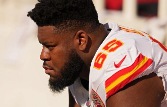 Trey Smith de los Chiefs reflexiona sobre los desafíos, el crecimiento y el enfrentamiento de los Raiders