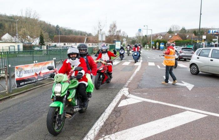 Sena y Marne: tercera edición. ¡Con el Road Trip de Navidad, los ciclistas recorren la región para llevar un poco de alegría a los niños enfermos!