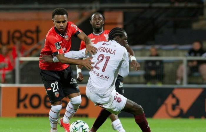 FC Lorient. Vuelve Junior Kroupi, Bandiougou Fadiga también