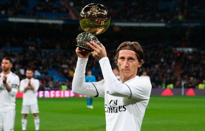 El bonito gesto de Modric con su Balón de Oro por un jugador lesionado