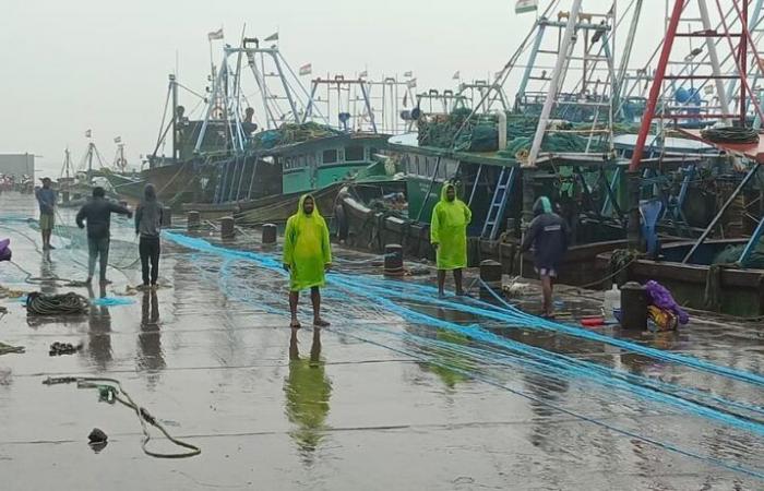 Fuertes lluvias azotan el delta costero de Tamil Nadu; normalidad afectada