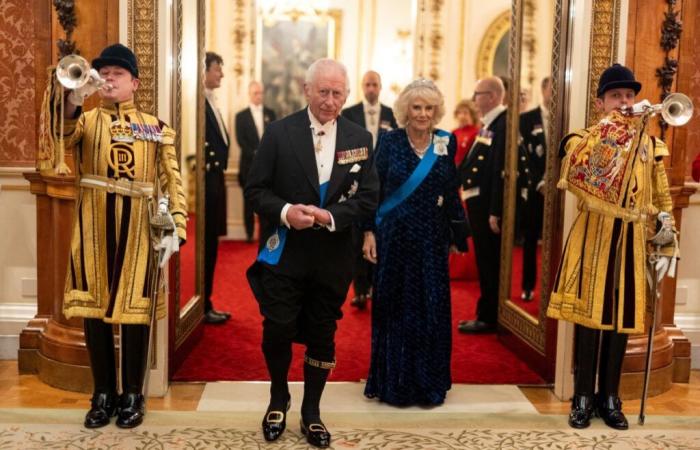 ¿Por qué el Rey y la Reina ya no recibirán visitas al Palacio de Buckingham durante los próximos tres años?