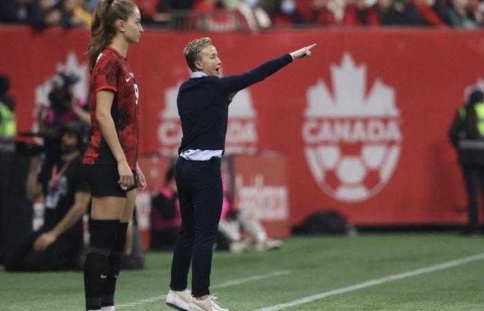 Fútbol: “bebida obligatoria” antes de los partidos, colas en albornoz, juguetes íntimos… Las polémicas veladas de un equipo femenino