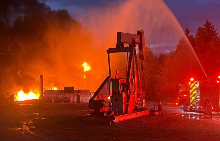 Caos explosivo: Los tanques en el campo de pruebas de General Motors se incendian y las casas se sacuden por la explosión.