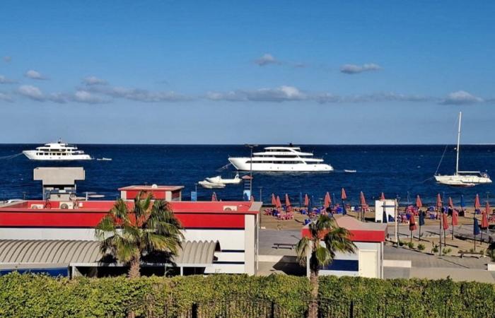 Hallados tres supervivientes, entre ellos belgas, tras el hundimiento de un barco turístico en el Mar Rojo