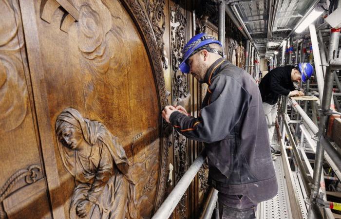 ¡Adiós patinaje! Las esculturas de madera de Notre-Dame de París recuperan su brillo