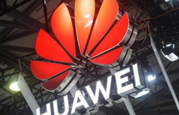 Huawei lanza un teléfono inteligente “histórico” equipado con un sistema operativo interno: Noticias