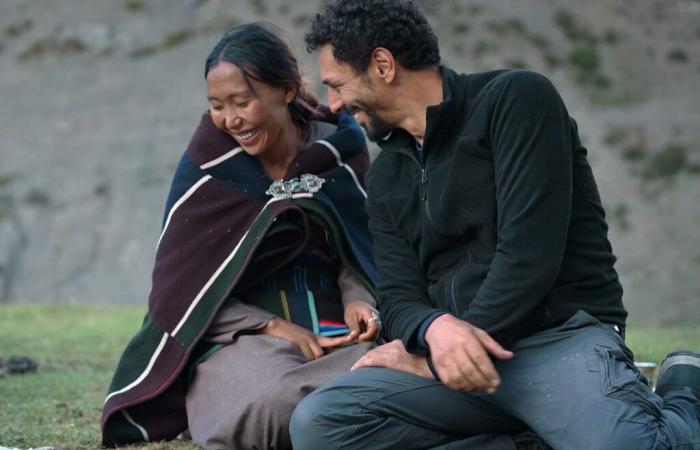 Es una pena que la “lección de vida” de Tomer Sisley ay Nepal no se muestre en la televisión.