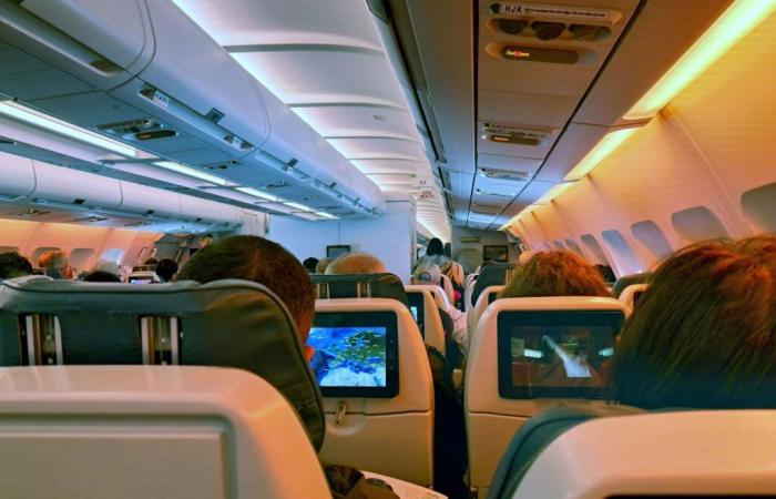 ¿Por qué tienes que pagar tu asiento y equipaje además del billete de avión?