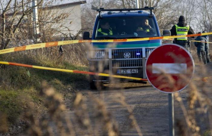 Las cajas negras encontradas por los investigadores.