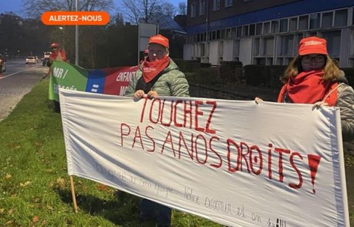 Huelga de docentes: “un cortejo fúnebre para enterrar la educación cualificada” organizado en Nivelles