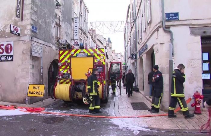 “El edificio es inhabitable”. Tras el incendio que dejó un muerto en La Rochelle, la investigación continúa