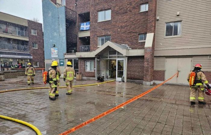 Quebec – Incendio en el pueblo de l’Anse