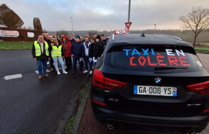 Los taxis de Eure se manifiestan en Évreux por su supervivencia