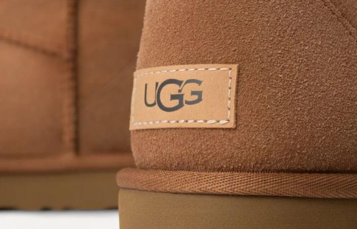 Aprovecha, las famosas botas UGG Classic Short II ven bajada de precio en Amazon