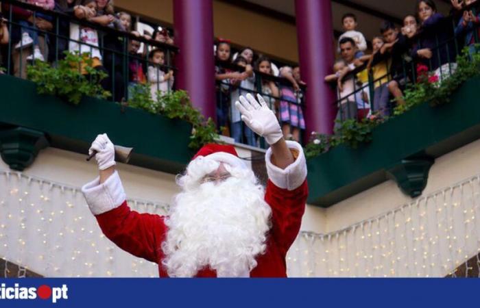 Fiesta de Papá Noel en Forum Madeira — DNOTICIAS.PT