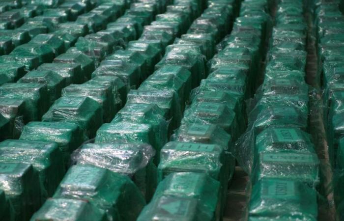 Narcos semisumergibles cruzan el Pacífico desde Colombia hasta Australia