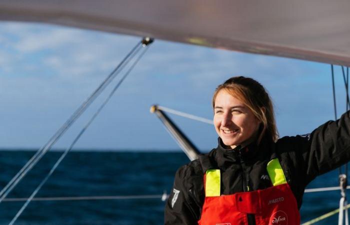 Vendée Globe: ¿quién está detrás del loco éxito de la regatista Violette Dorange en las redes sociales?