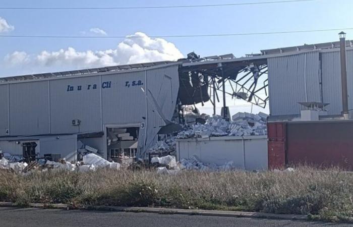 Una gran explosión en una fábrica mata a dos personas cerca de Alicante en España: “Parte del edificio se derrumbó”