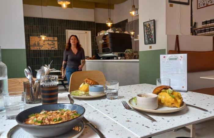 En “Greedy”, la comida callejera llega al salón de té