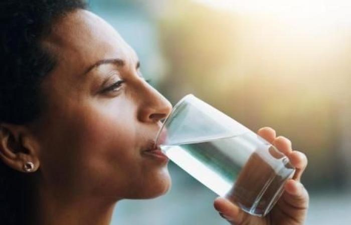 Peso, azúcar en sangre, cistitis… Por qué beber agua es bueno para la salud